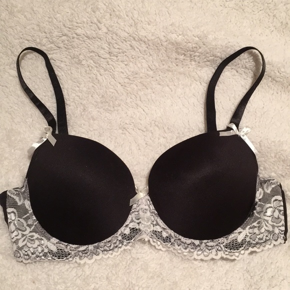 Other - Sexy push up bra